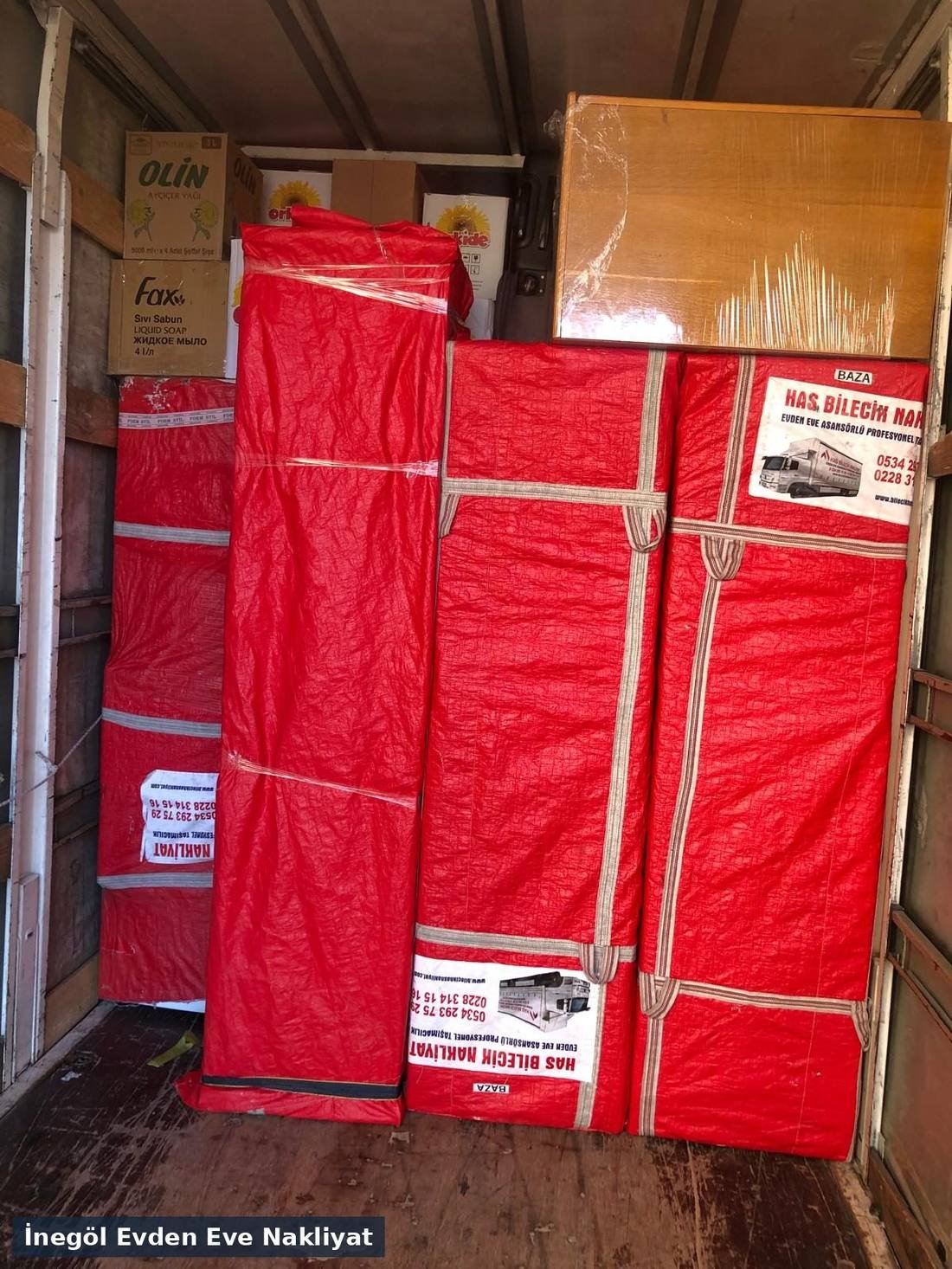 İnegöl nakliyat aracımızda paketlenmiş eşyalar
